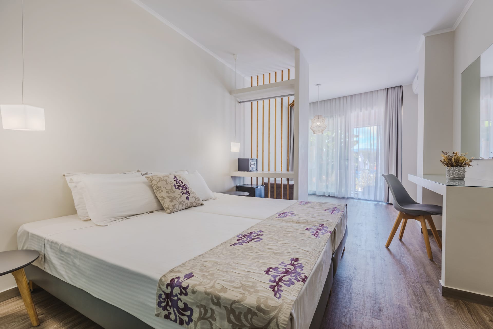 Deluxe Open Plan Suite with Veranda