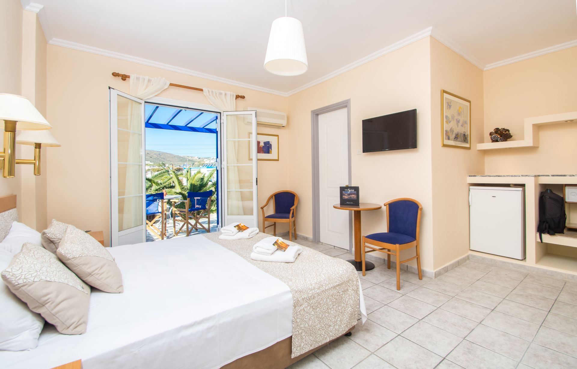 Superior Family Interconnected Apartment with Garden View