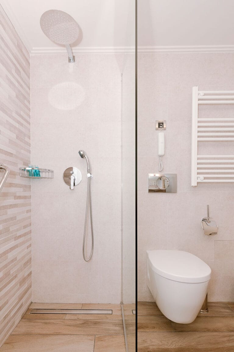 Comfort Triple Bungalow with Garden View