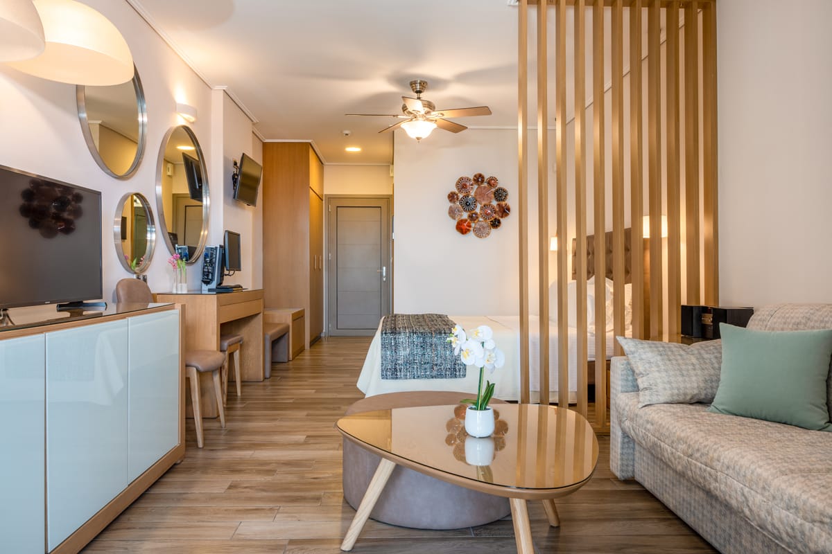 Deluxe Suites with Sea View or Garden View