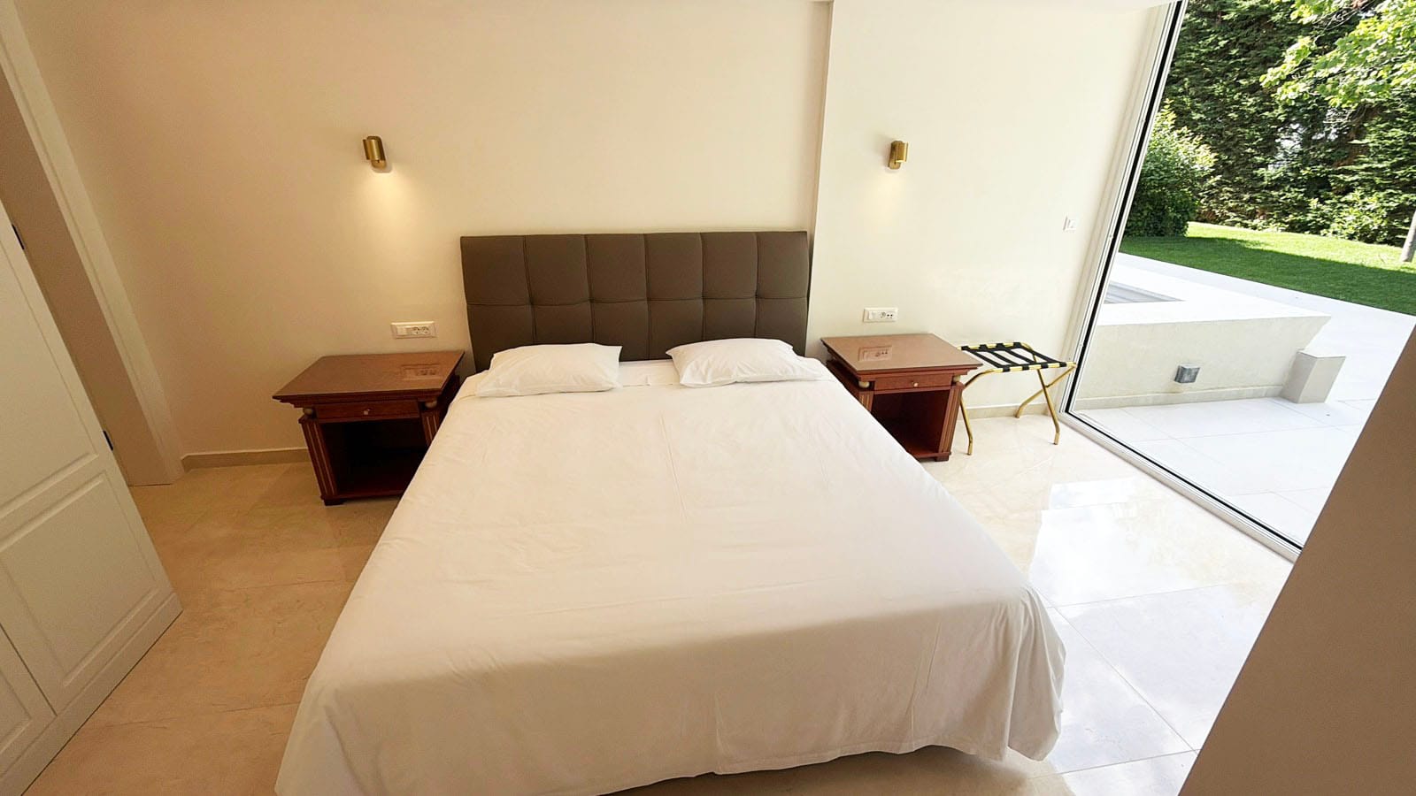 Theoxenia House Garden Suite