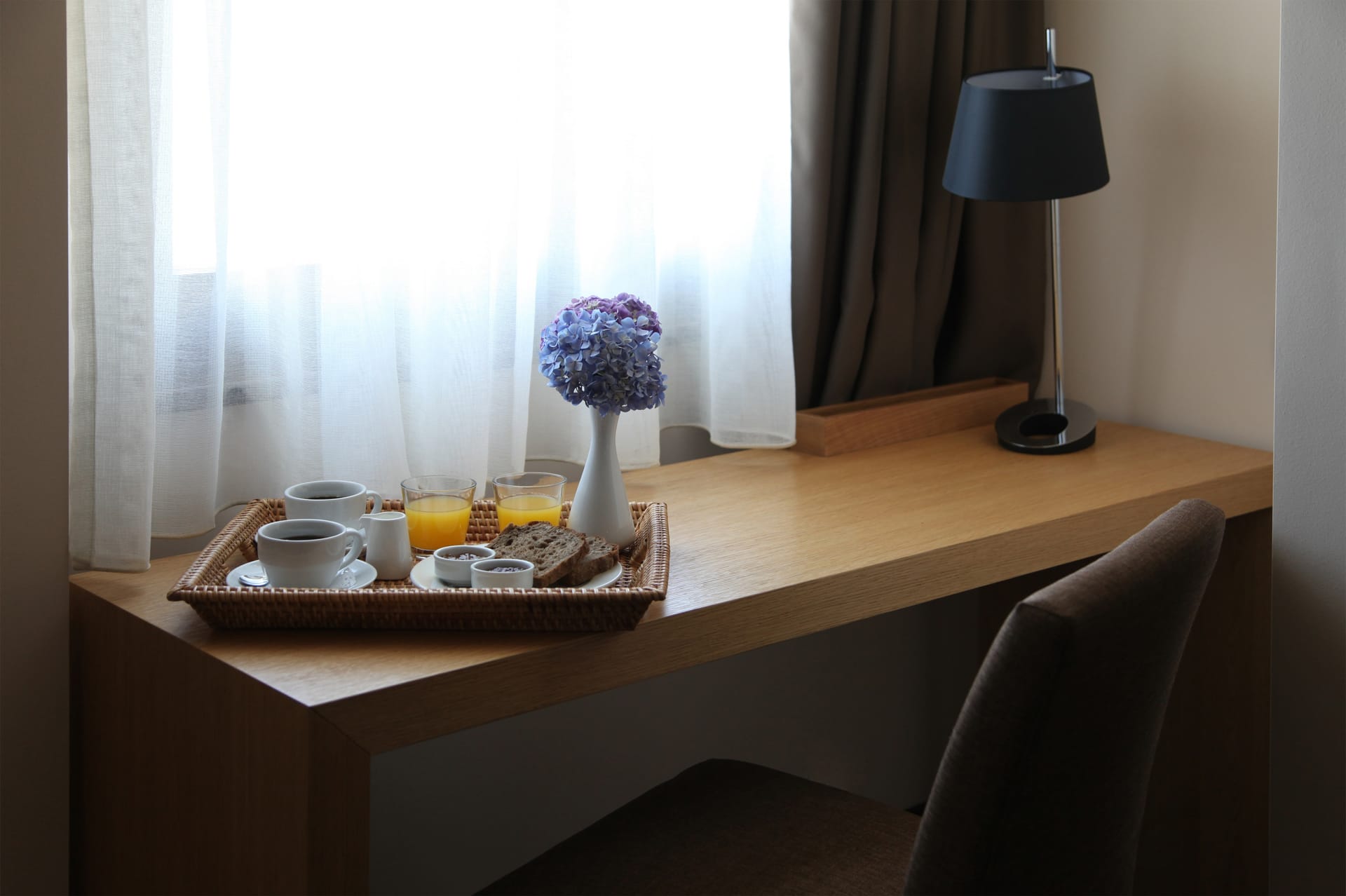 Honeymoon Sea View Suite with Jacuzzi