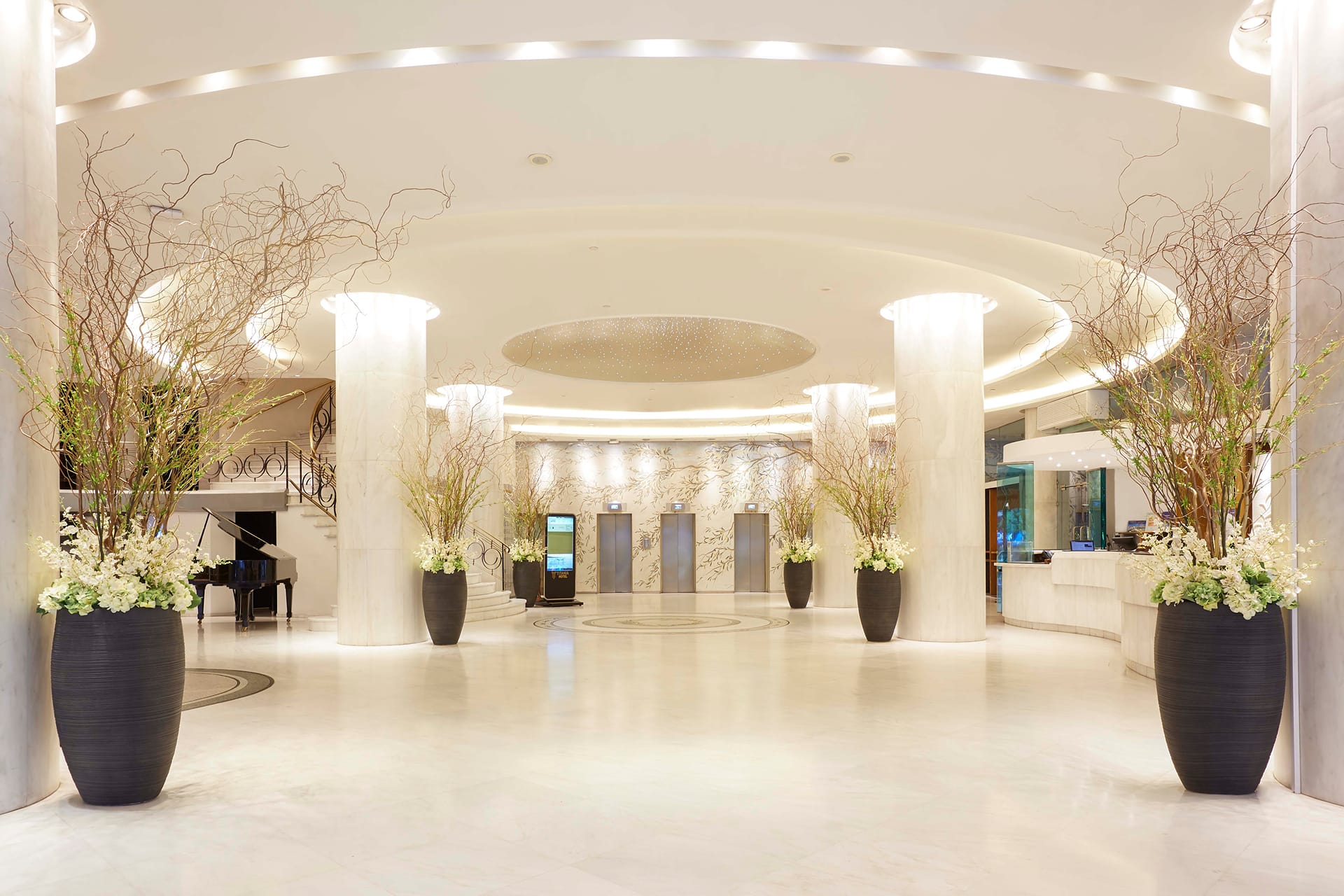 Titania Hotel Athens, ,