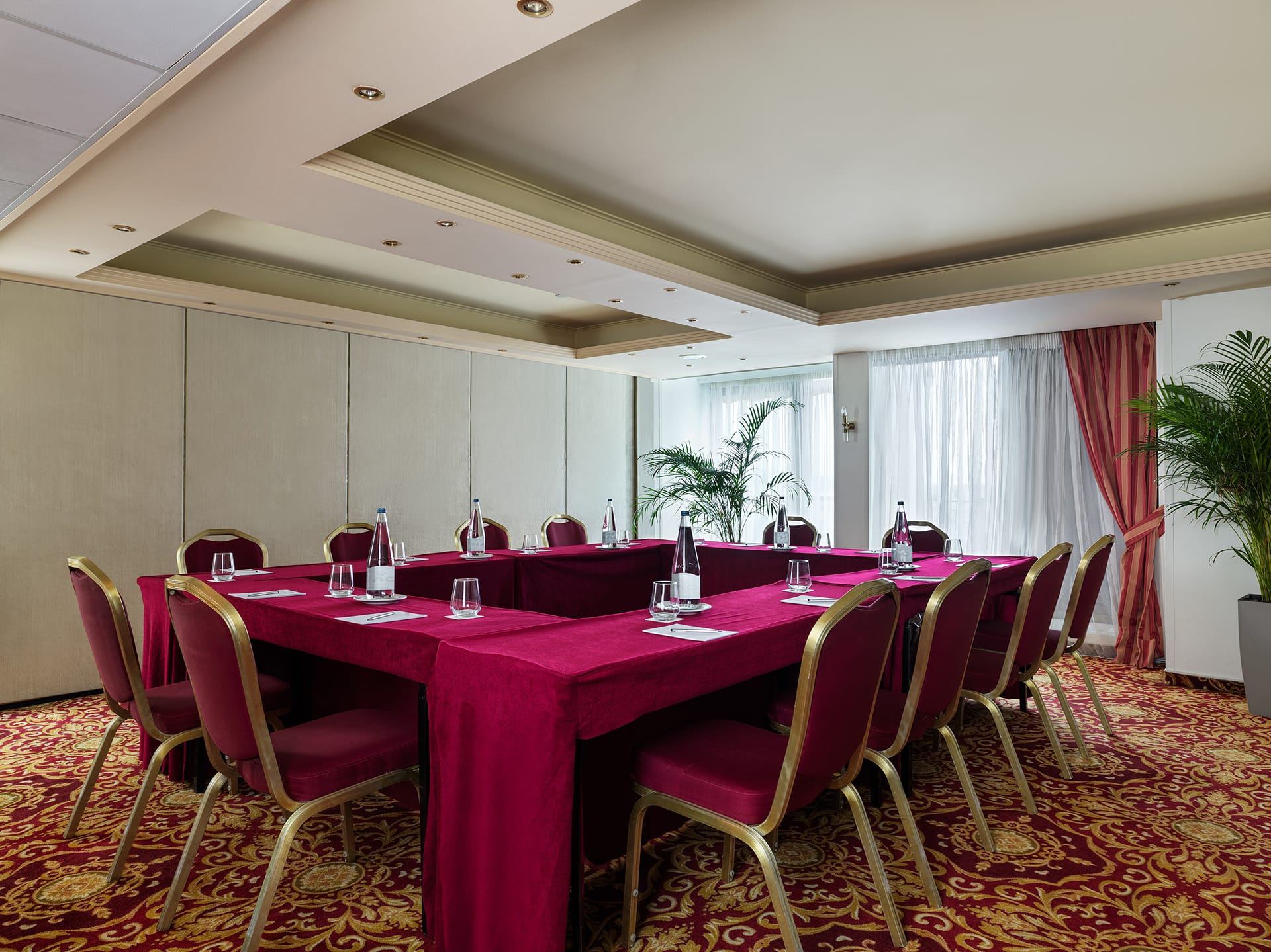 Titania Hotel Athens, ,