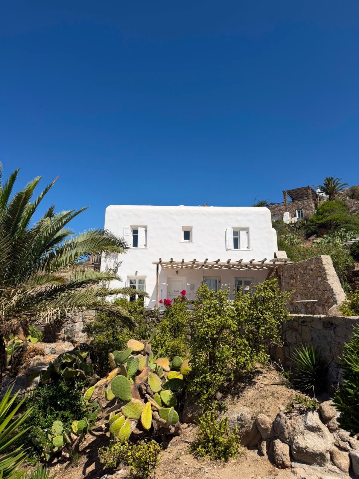 Topos Exclusive Mykonos, Ornos, Grčka — Kerethium
