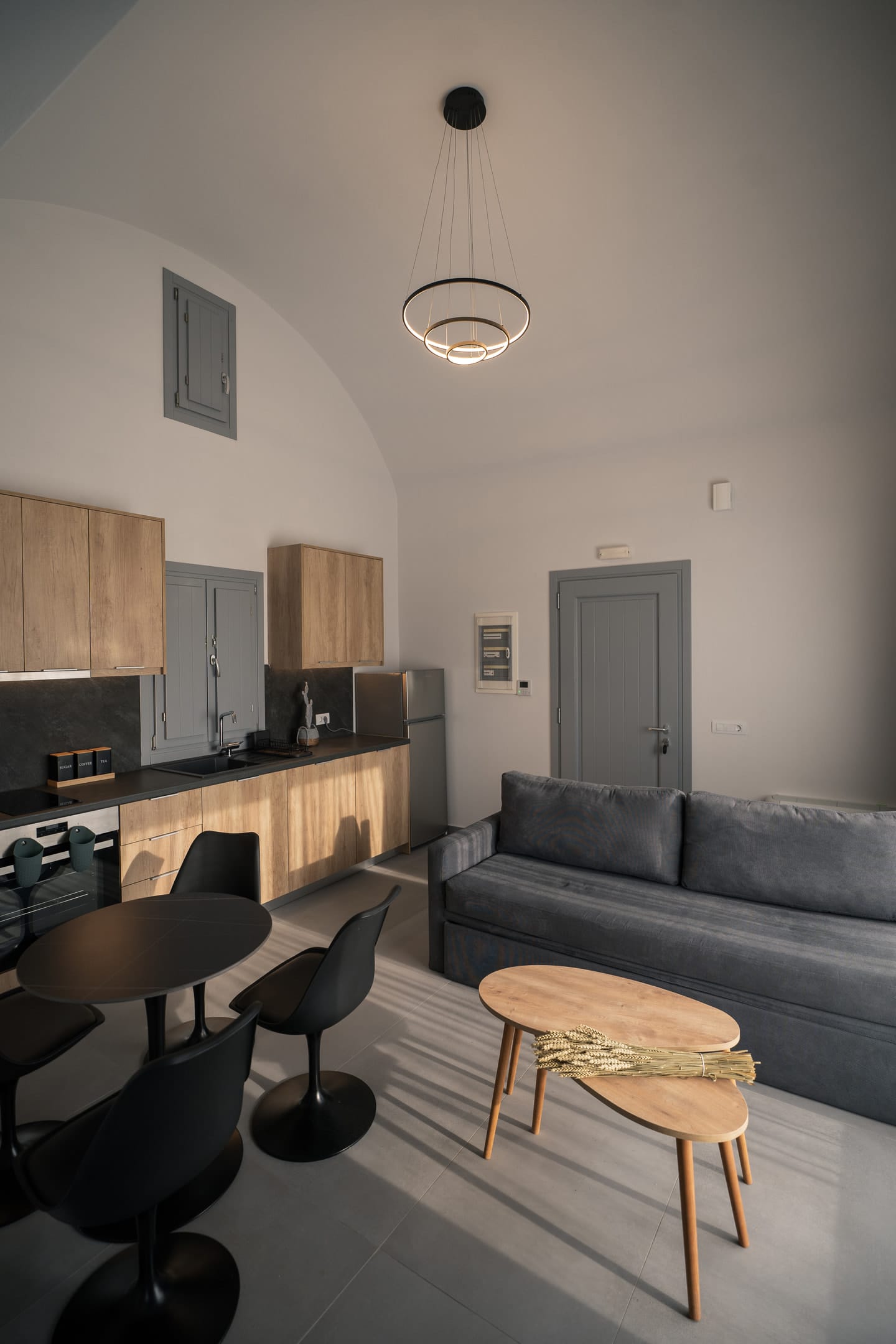 Elegant Suite with Sea View