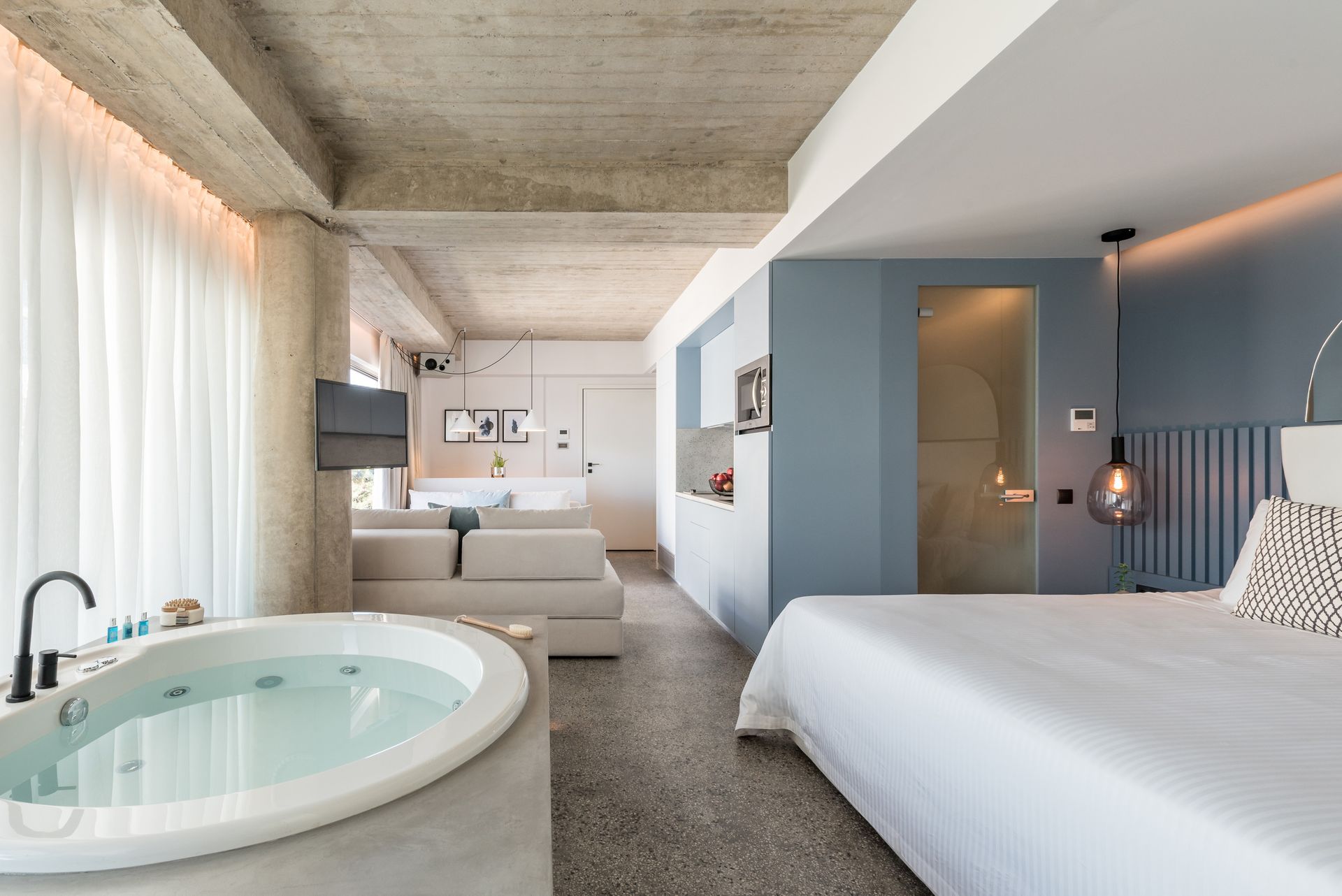 Callista Superior Suite B1