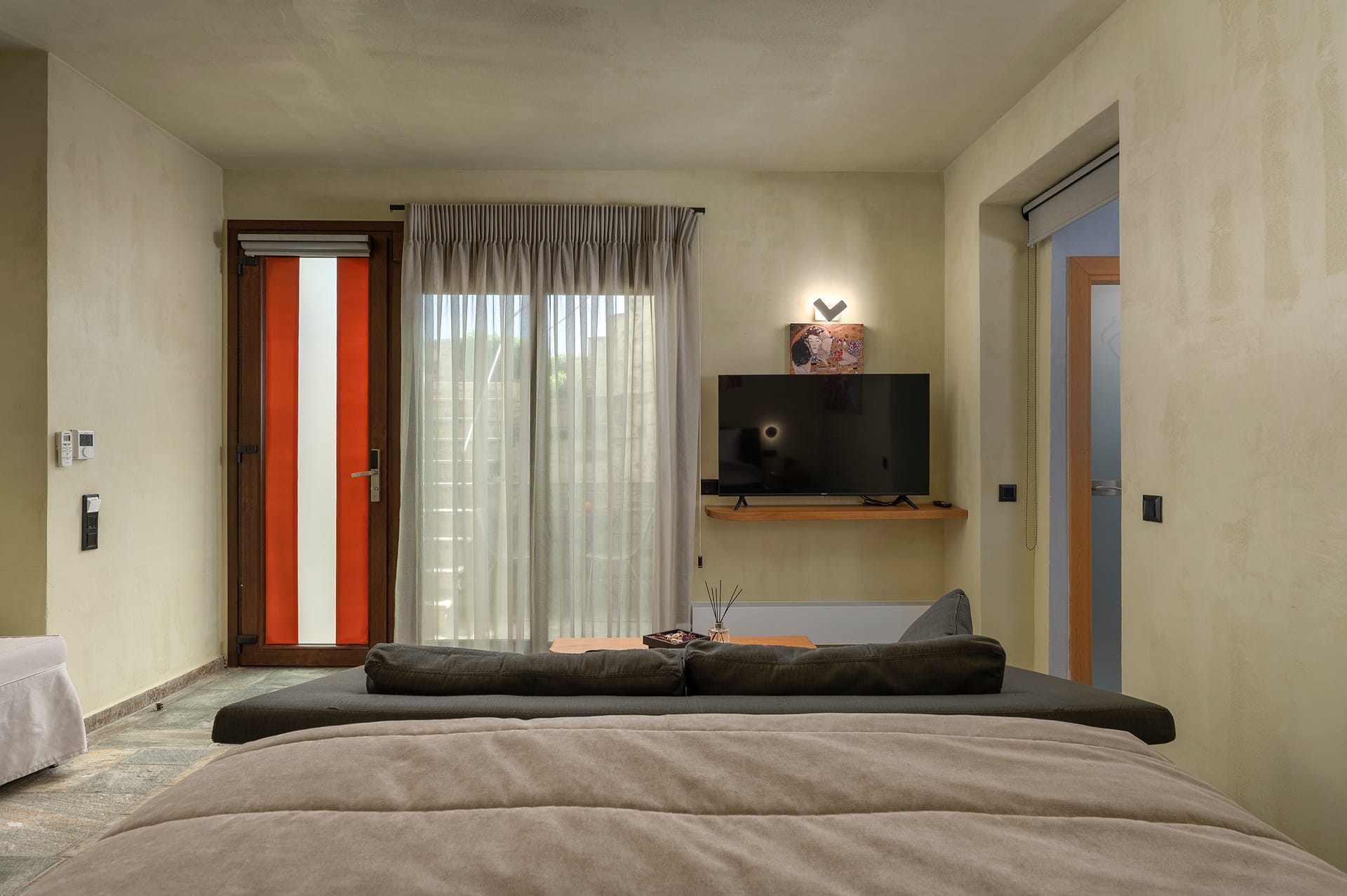 Retreat Suite with Indoor Jacuzzi