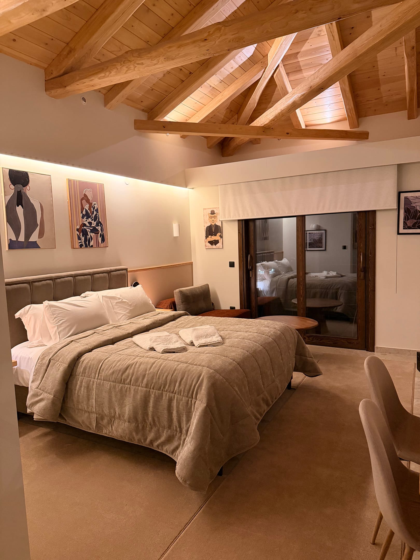 Design Suite with Panoramic View