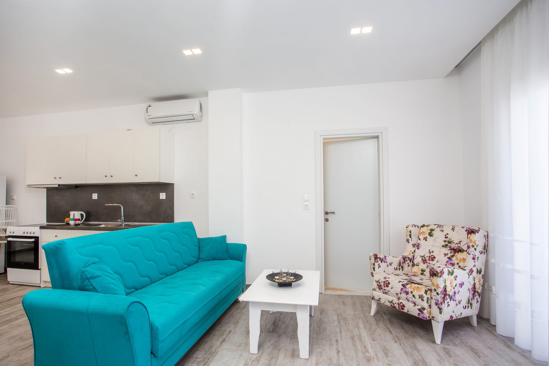 Vanik Suites, Faliraki, Grčka — Ammos Luxury Apartment