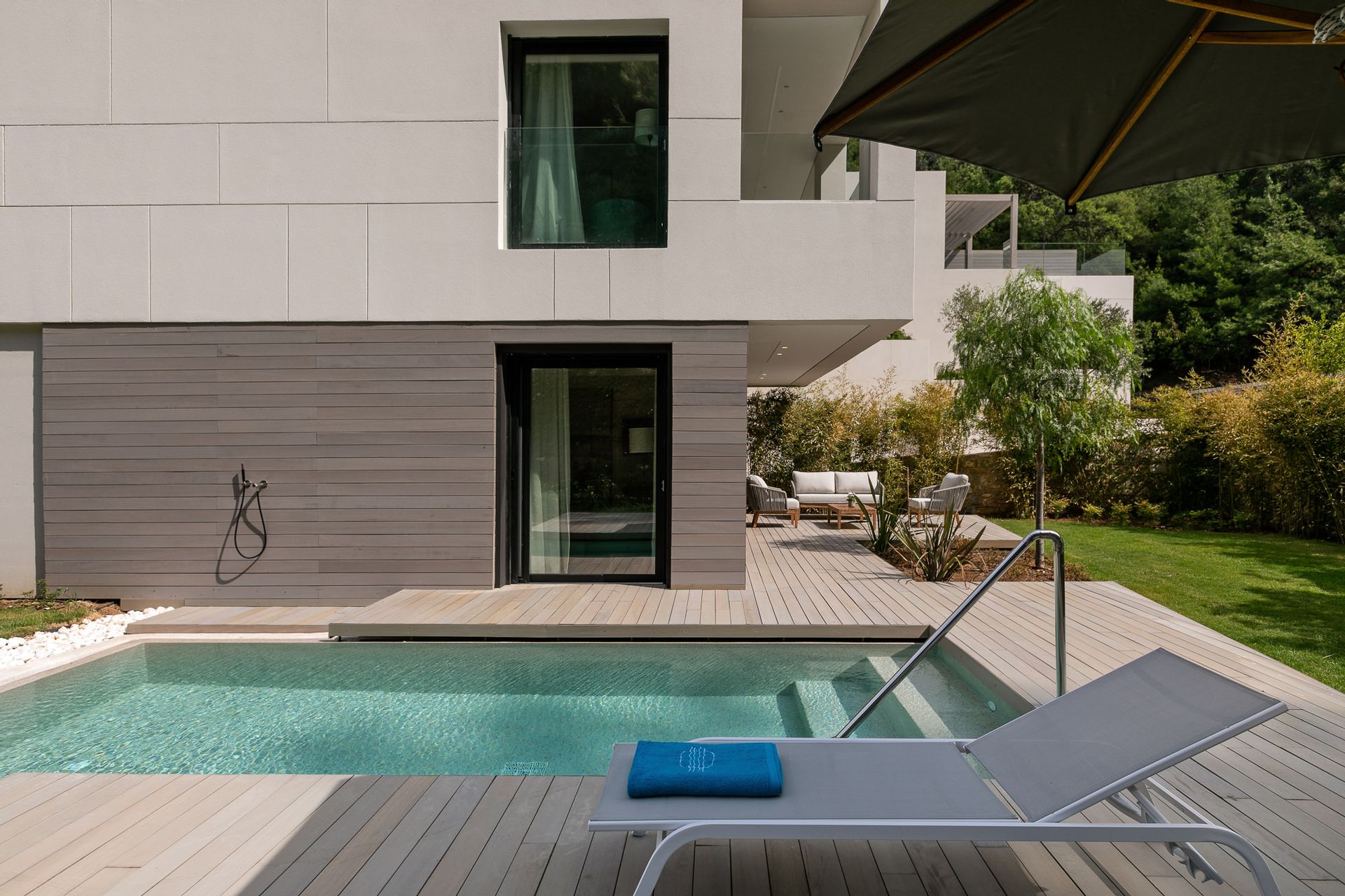 Two-Room Suite Private Pool Forest View