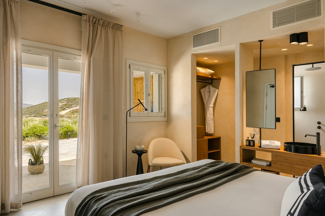 Deluxe Room Sea View with Hot Tub