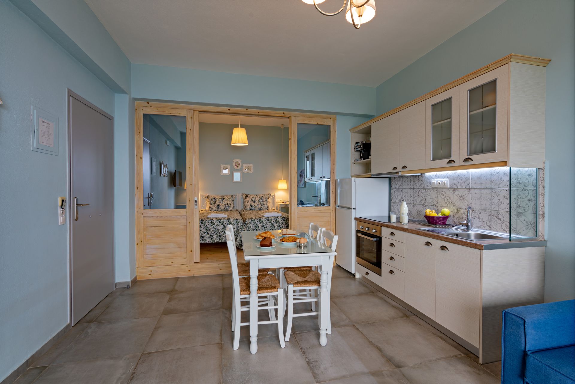 Irida apartment with sea view