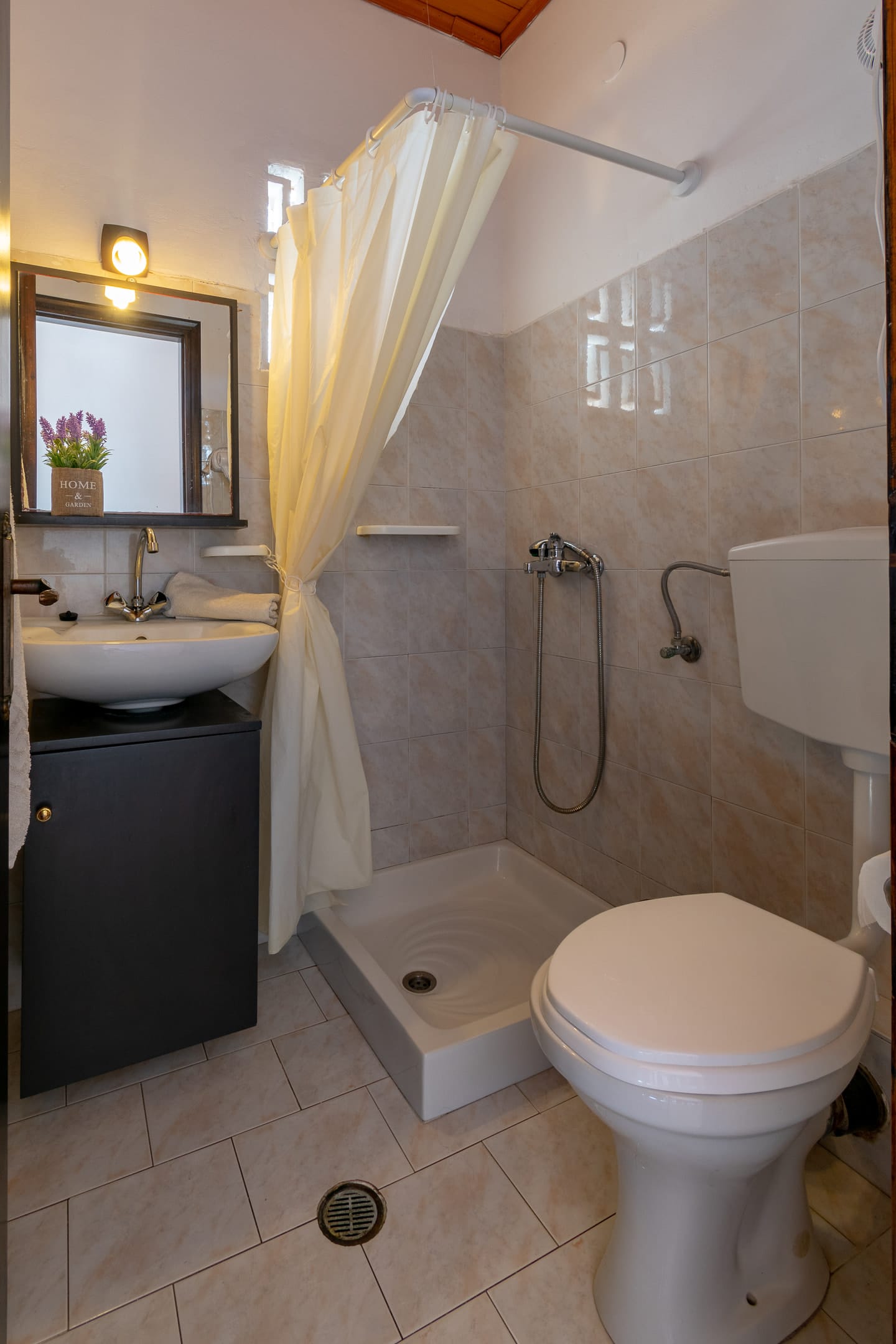 Studio Side Sea View