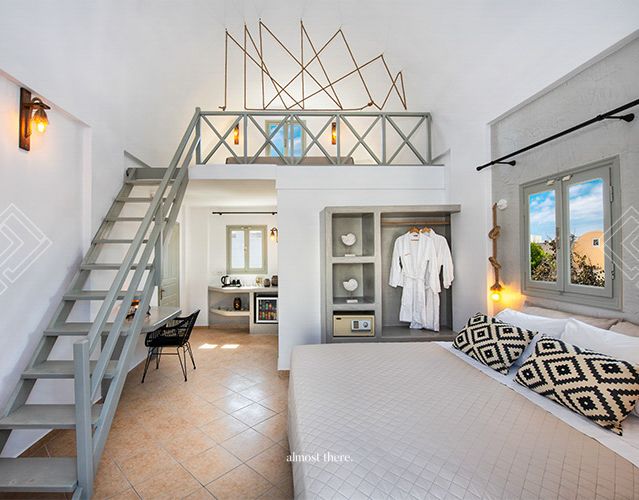 Kalya Split Level Suites | Kamari | Santorini