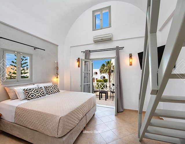 Kalya Split Level Suites | Kamari | Santorini