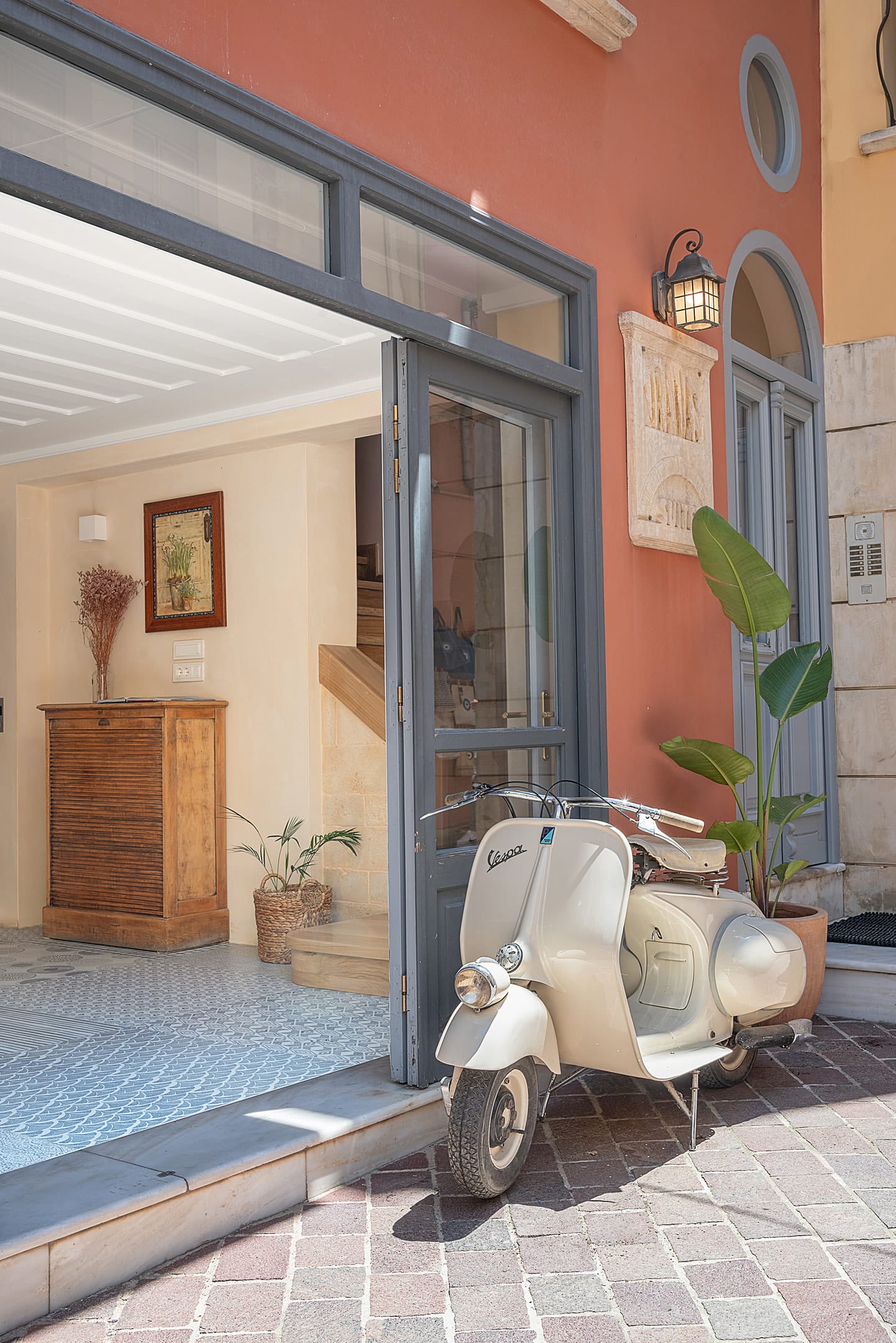 Vranas Hotel  - pic #4