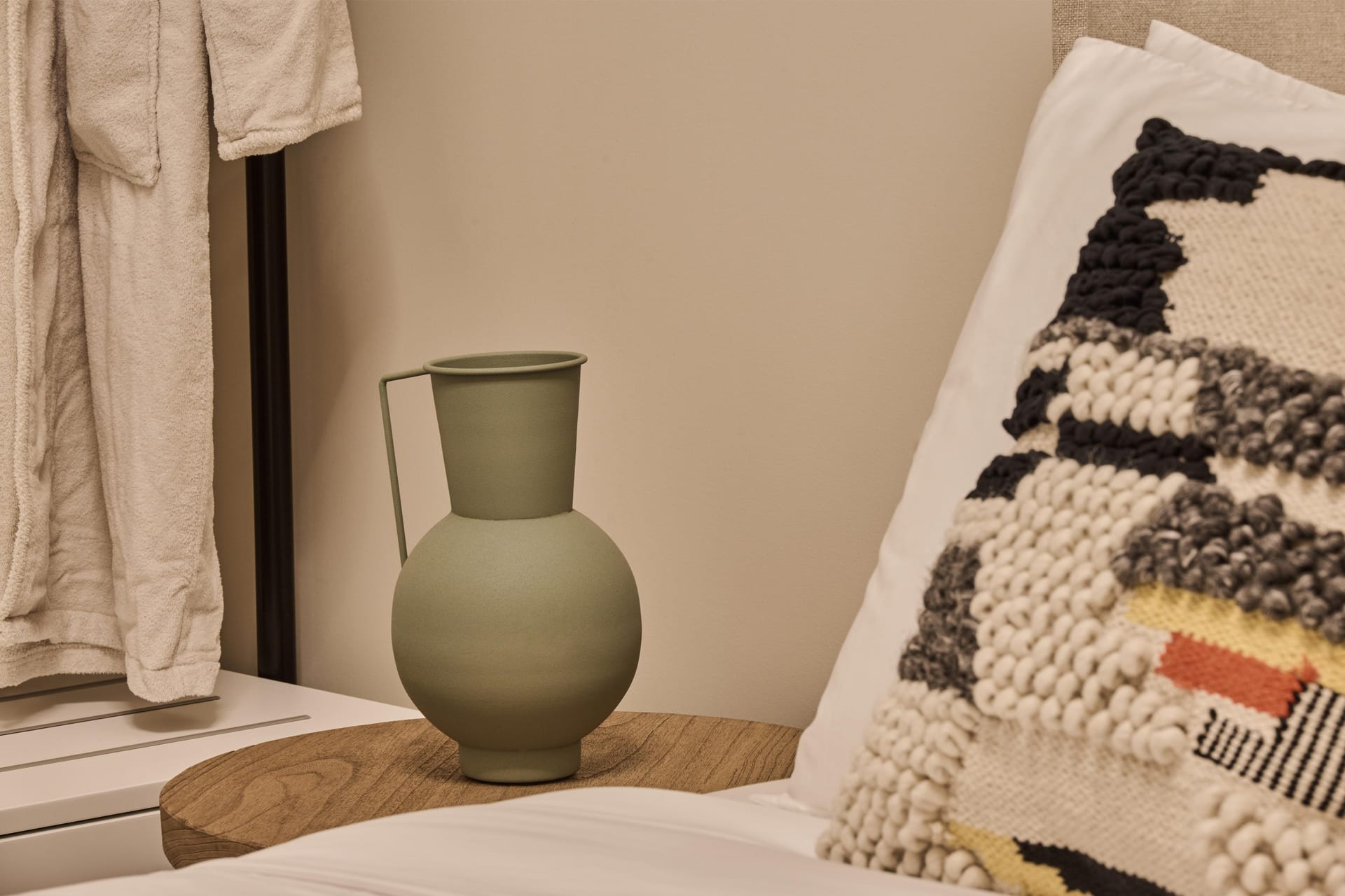 Vision Akadimias Two Bedroom Suite