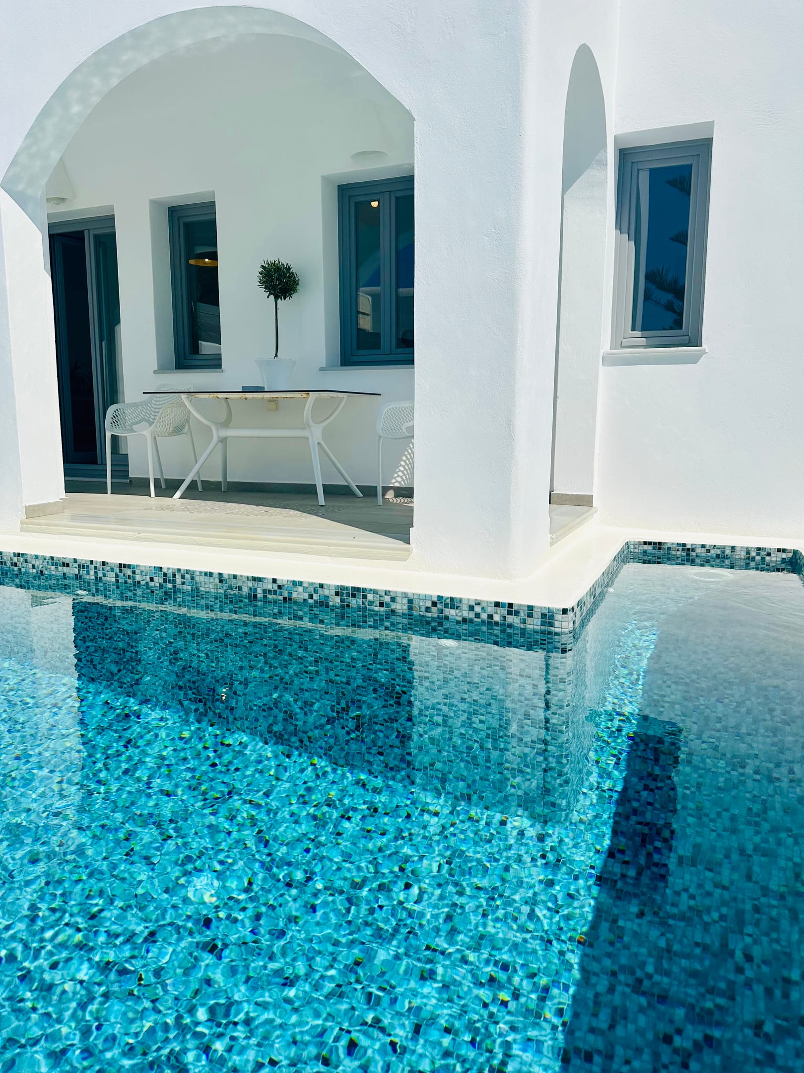 Private Pool Suite