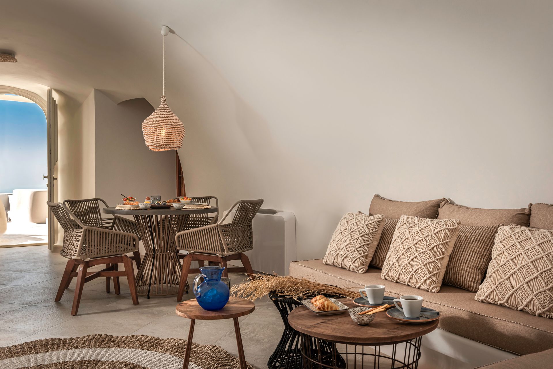 White Private Villa [ANNEX]