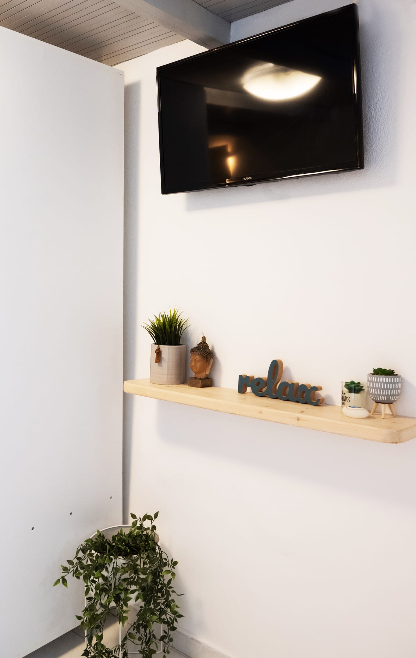 Whitelist Maisonette III