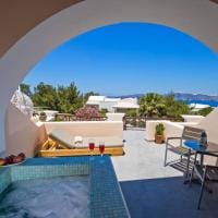 Studio with Outdoor Hot Tub and Sea View