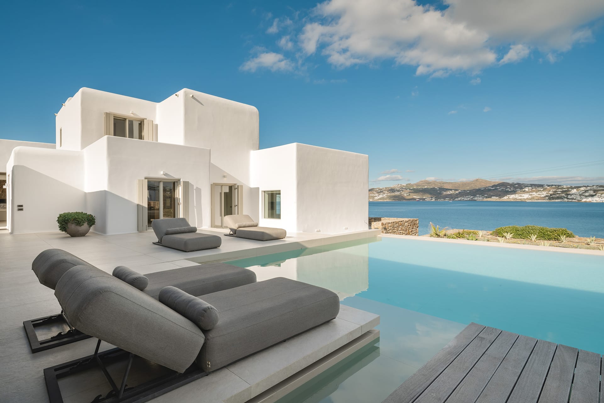 Whitelist Mykonos 2, Ornos, Grčka — Villa Mare Blu