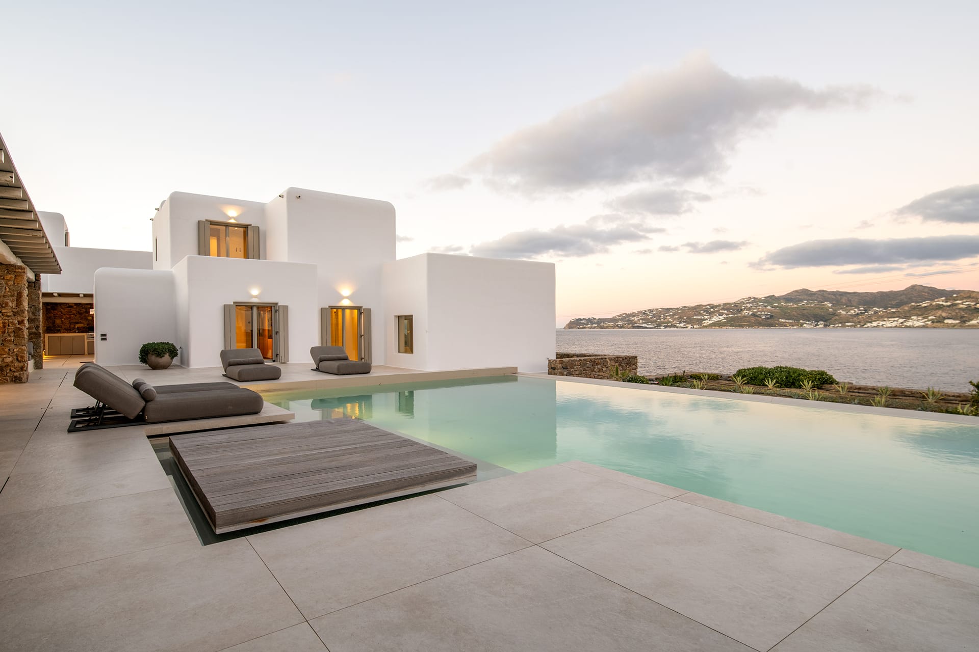 Whitelist Mykonos 2, Ornos, Grčka — Villa Mare Blu