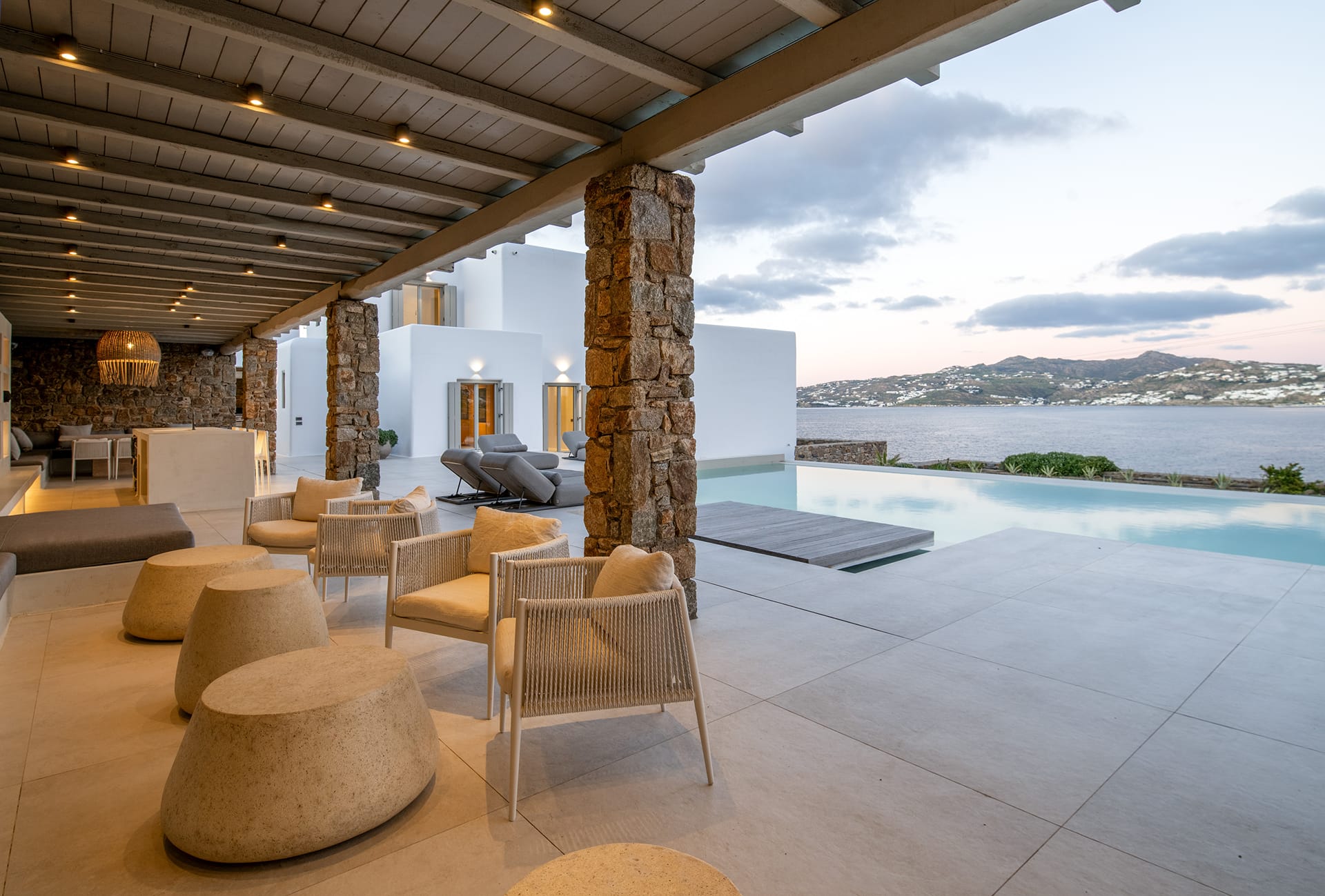 Whitelist Mykonos 2, Ornos, Grčka — Villa Mare Blu