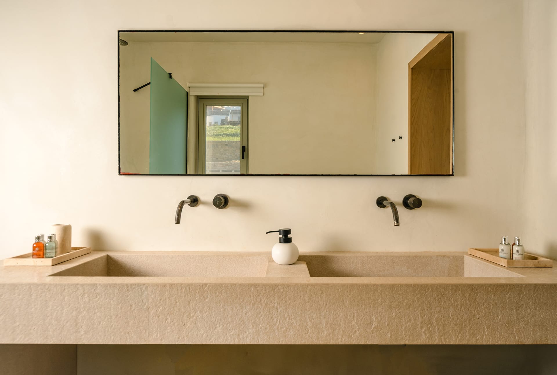 Whitelist Mykonos 2, Ornos, Grčka — Villa Mare Blu