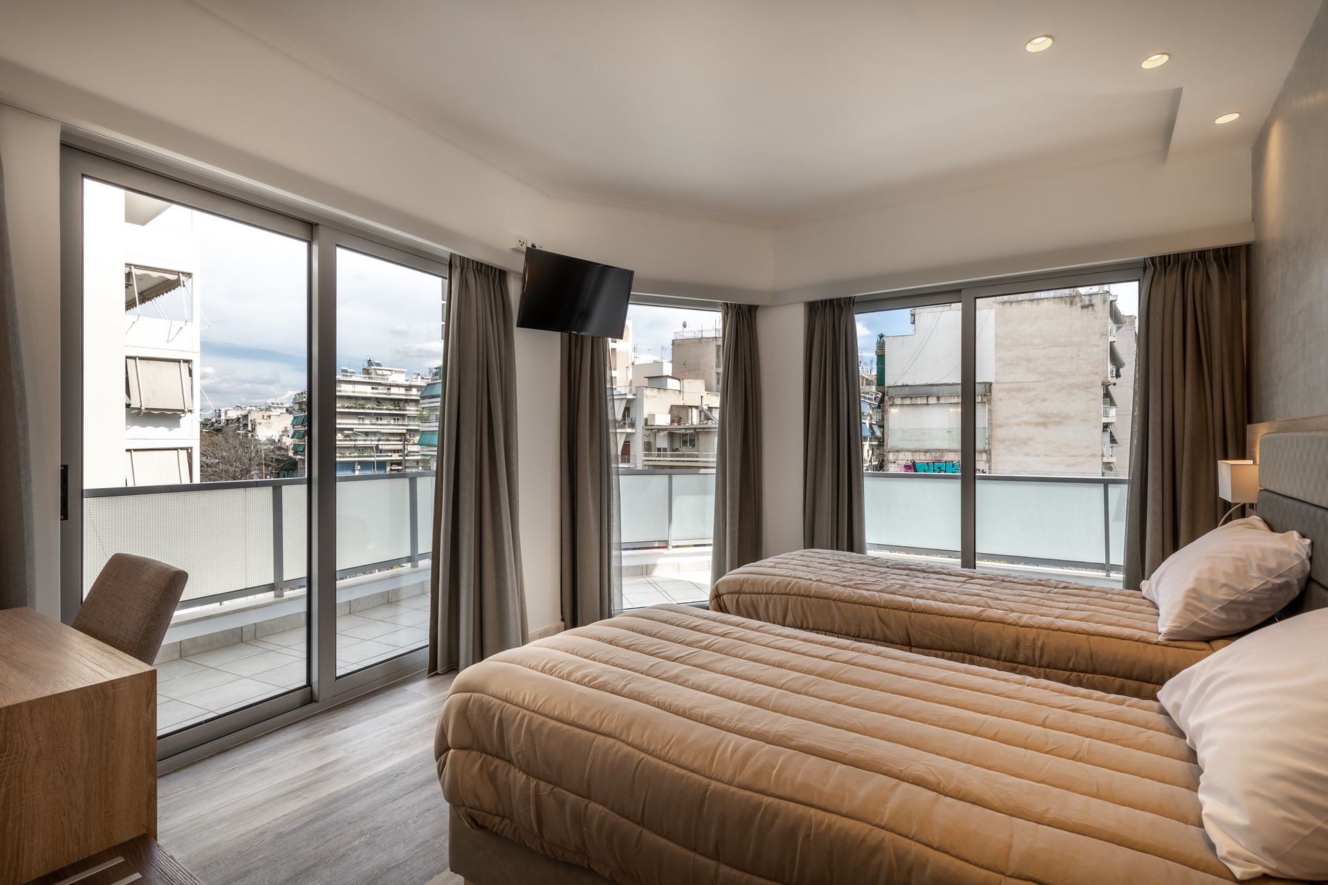 Superior Twin/Double Room