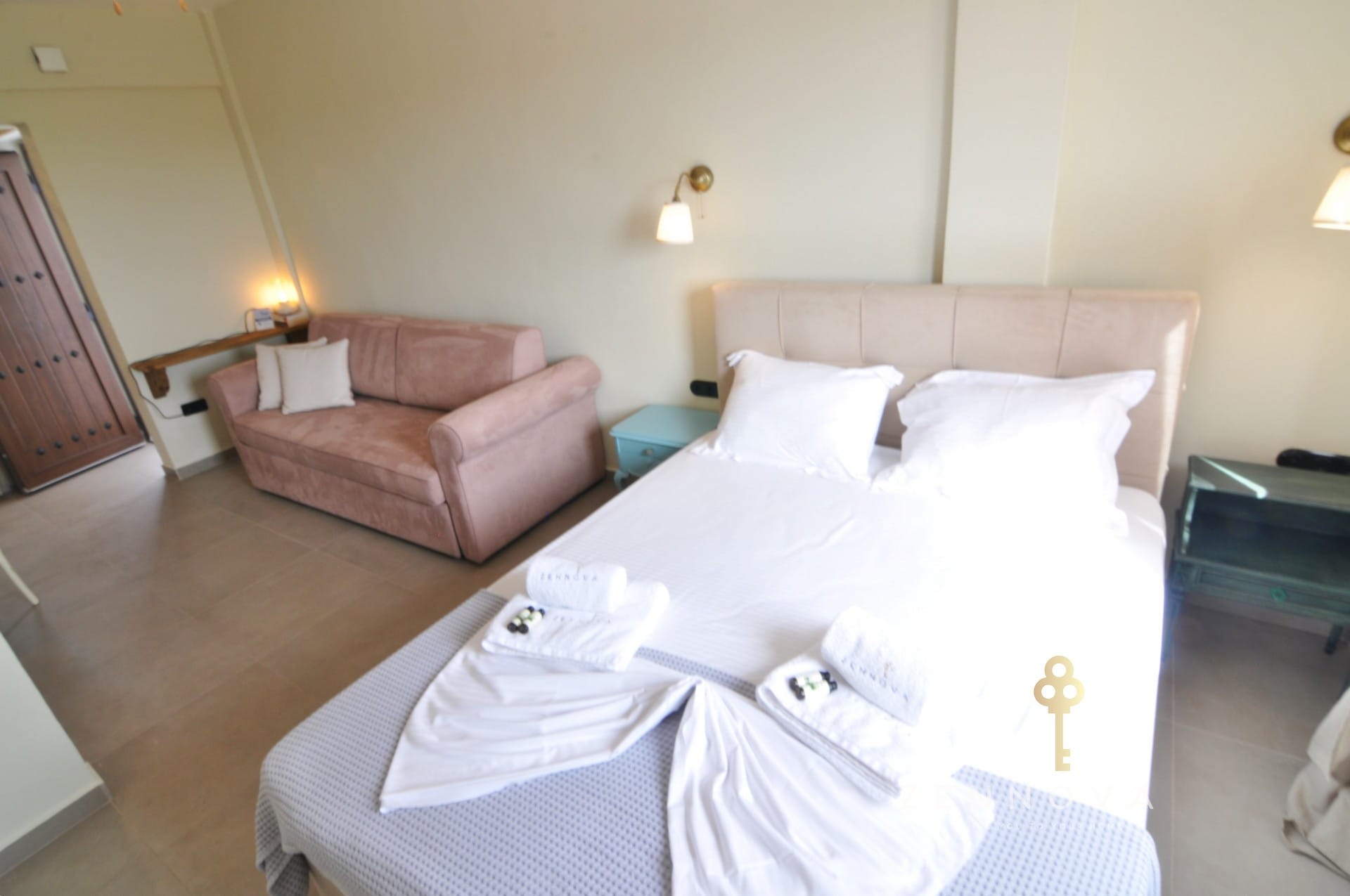 Zennova #61 Boutique Studio in Nikiti