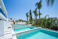 Vanik Suites