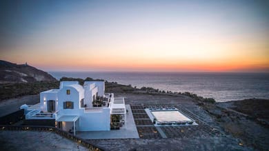 Absolute Paradise Santorini - Image 5