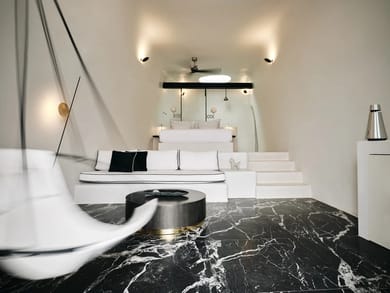 Signature Suite with Outdoor Hot Tub & Caldera View