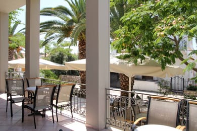 Achilles Hotel Methoni - Image 3