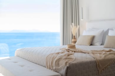 Panoramic Loft suite with indoor Hot tub