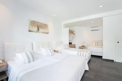 Quadruple Room Garden View [up to 4 Guests]