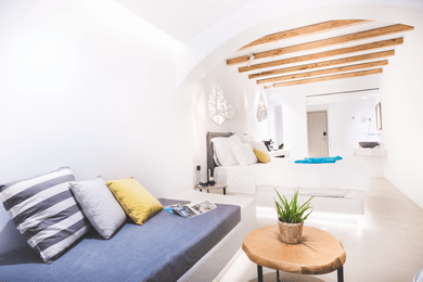 Cave Suite with Outdoor Heated Private Pool