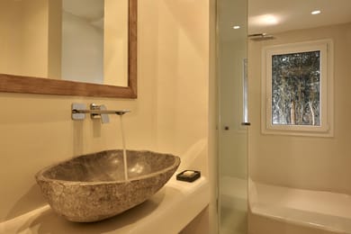 Delos Suite with Pool and Jacuzzi