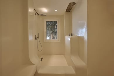 Delos Suite with Pool and Jacuzzi