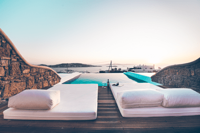 Deluxe Suite with Outdoor Heated Private Pool & Jacuzzi