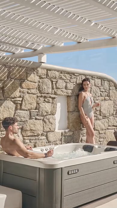 Deluxe Jacuzzi  Suite