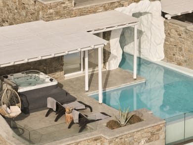 Gέranos Suite with Pool and Jacuzzi