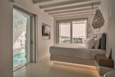 Gέranos Suite with Pool and Jacuzzi