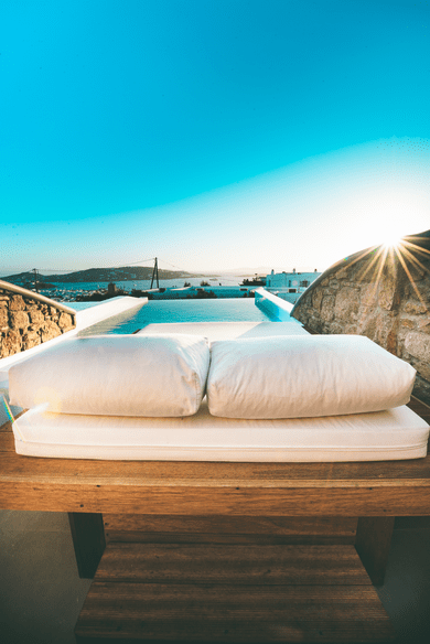 Honeymoon Suite with Outdoor Heated Private Pool & Jacuzzi