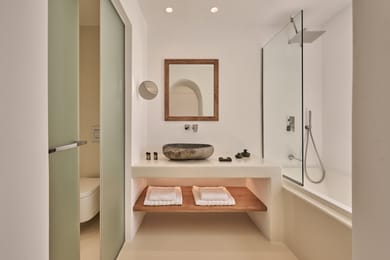 Isida Suite with Jacuzzi