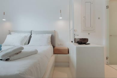 Temple Suite with Jacuzzi