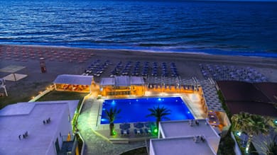 Adele Beach - Image 6