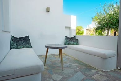 Room // Hydromassage No View